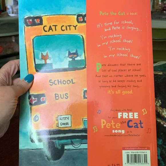 Pete the cat kids soft cover books - Picture 5 of 8